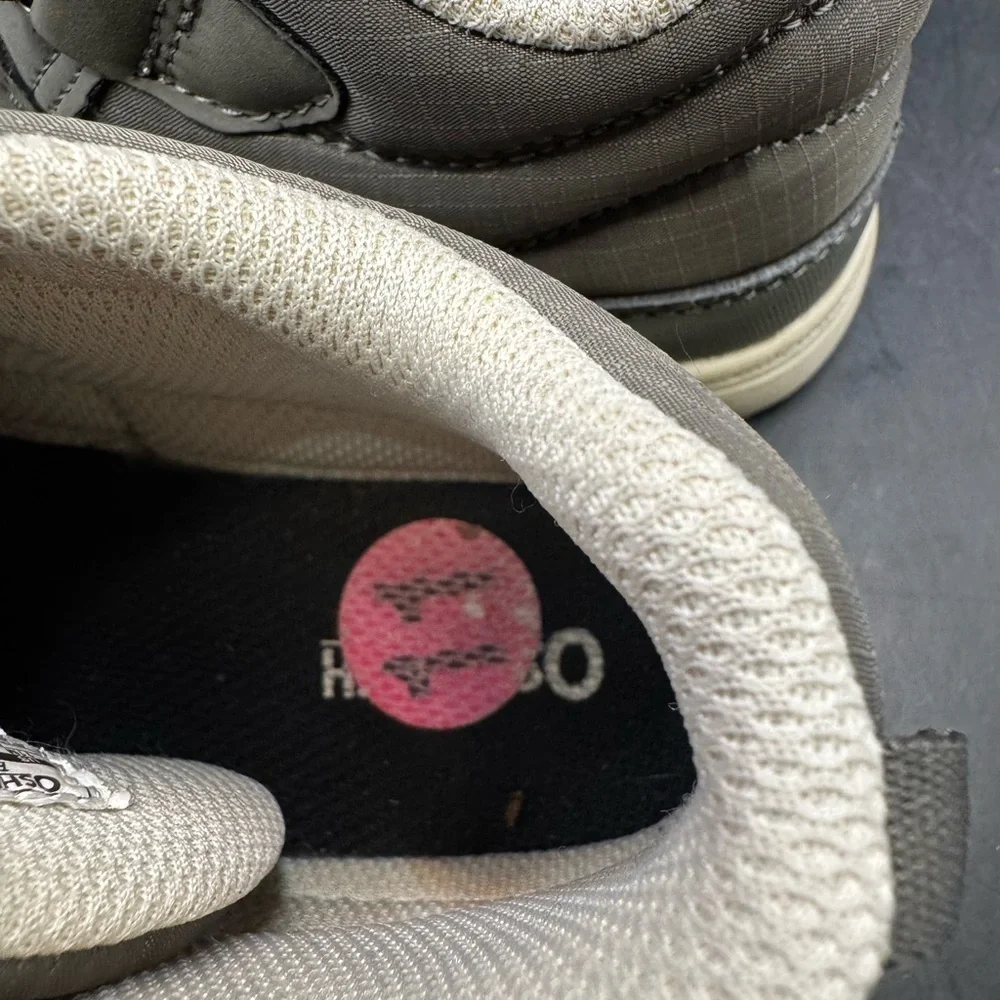 OshKosh Bgosh shoes have